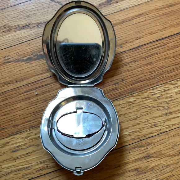 Vintage compact - Picture 4 of 6